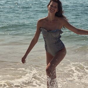 Doen Playa Gingham Swimsuit size M